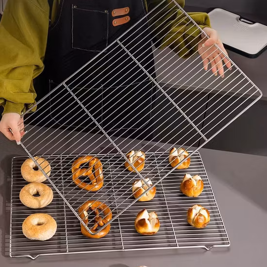 100% 304 Stainless Steel Wire Mesh Cake Cooling Shelf and Roasting Oven Rack